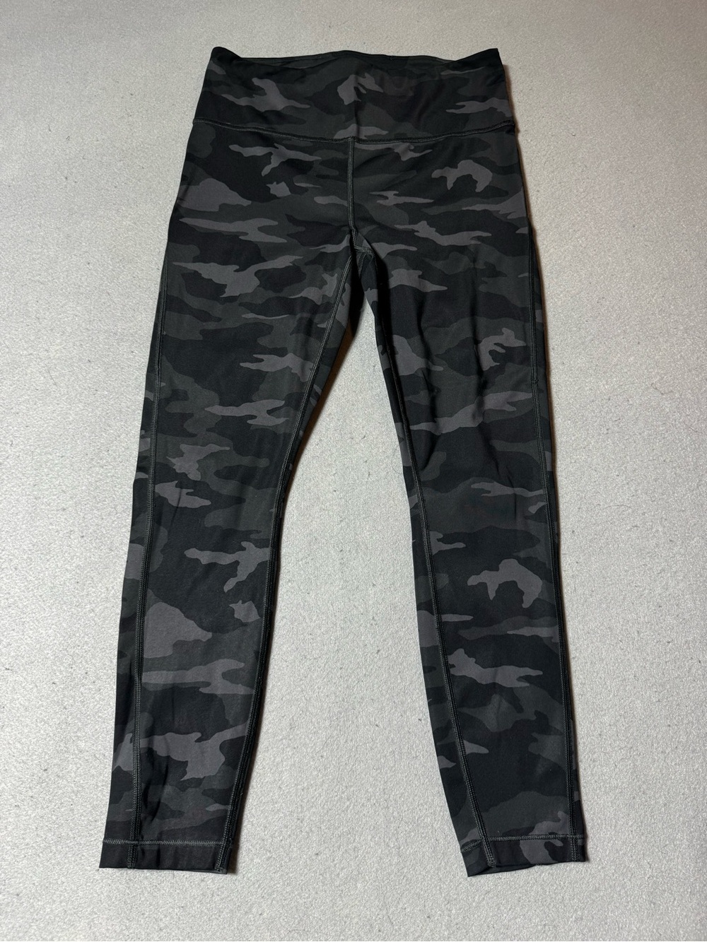 Athleta Black & Gray Camo Leggings